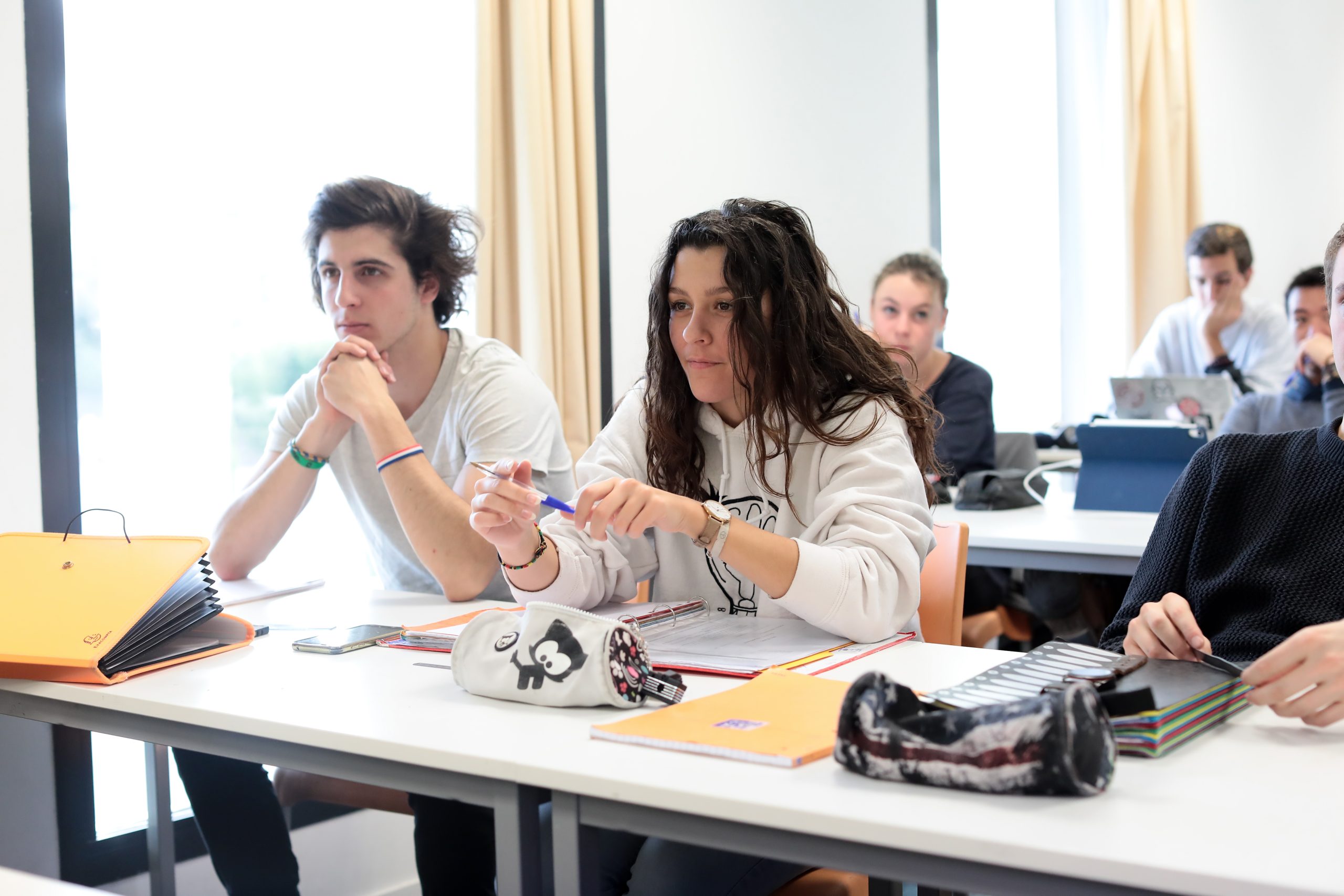 Une salle de classe avec des étudiants de l'ETPA